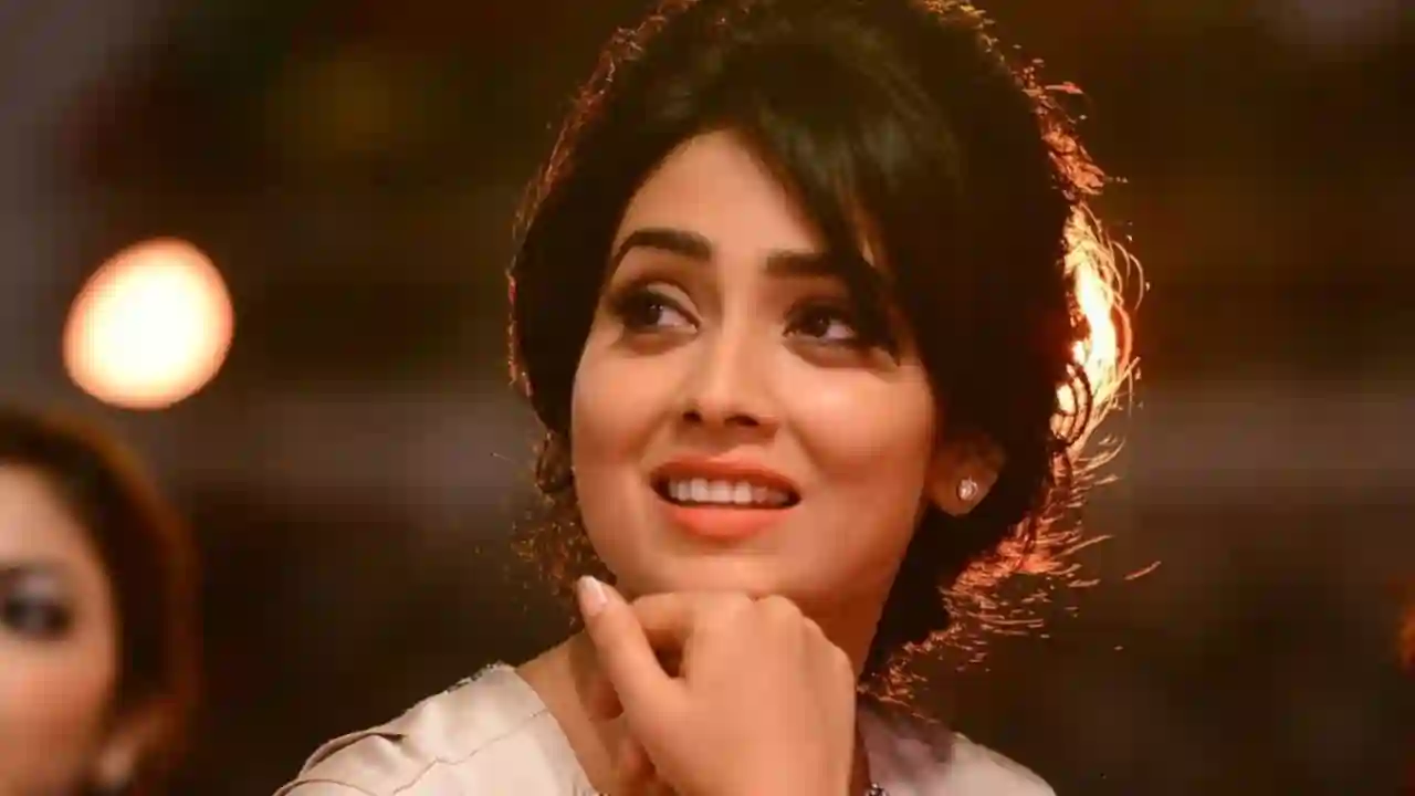 https://www.mobilemasala.com/film-gossip-tl/Shriya-Saran-in-a-special-song-tl-i295149